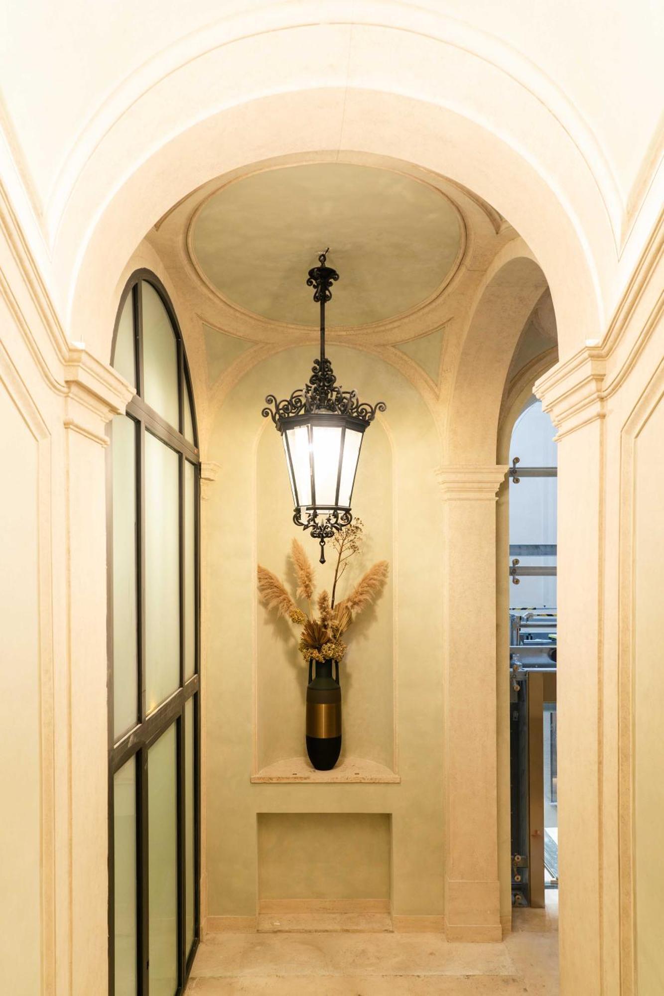 Palazzo Raggi Luxury Accomodation Řím Exteriér fotografie